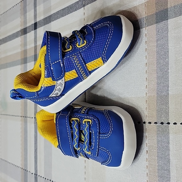 wonder nation Other - Wonder Nation Toddler Shoes Size 4 NWOT